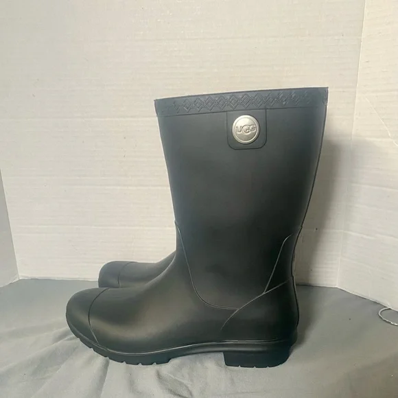 UGG Sienna matte black waterproof rain boots size 8 - Picture 2 of 7